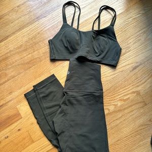 LULULEMON MATCHING SET LIKE NEW